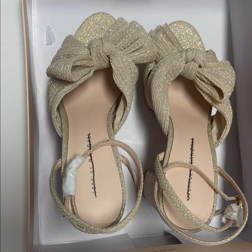 LOEFFLER RANDALL
NATALIA PLEATED PLATFORM SANDAL - CHAMPAGNE - Picture 5 of 9